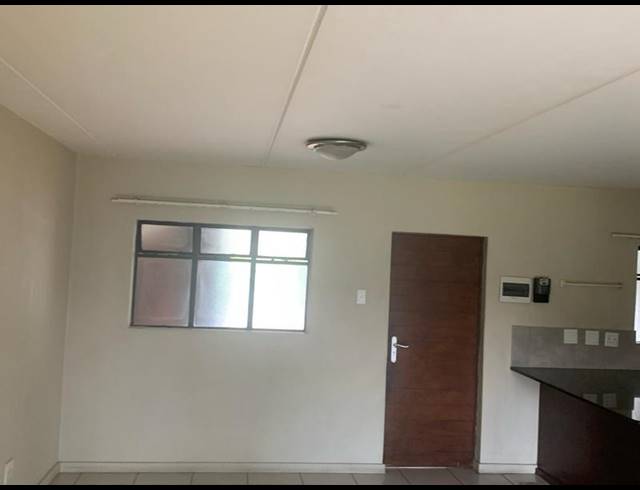 2 BEDROOM PROPERTY TO RENT IN RAVENSWOOD